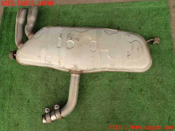 2UPJ-23422671]VW シロッコ(13CAV)リアマフラー1 中古_m0003.jpg