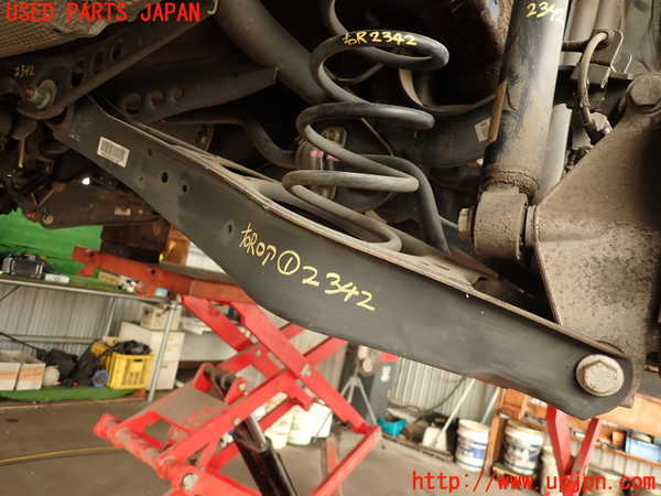 2UPJ-23425200]VW シロッコ(13CAV)右リアロアアーム1 中古_m0001.jpg