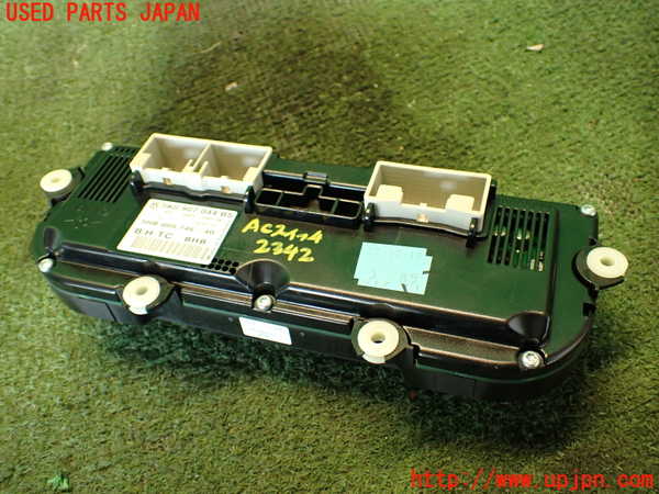 2UPJ-23426066]VW シロッコ(13CAV)エアコンスイッチ1 中古_m0003.jpg