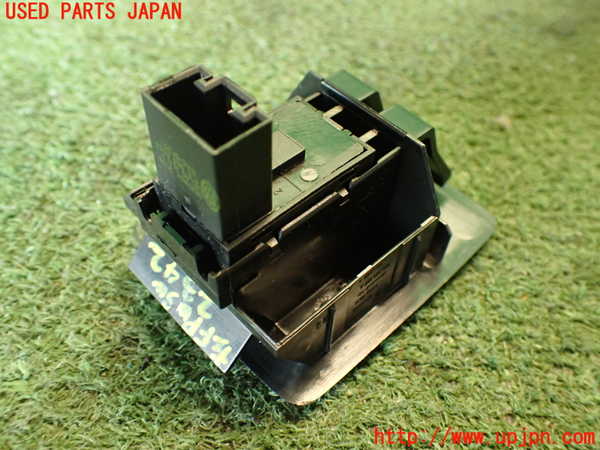 2UPJ-23426245]VW シロッコ(13CAV)左前パワーウィンドウスイッチ 中古_m0002.jpg