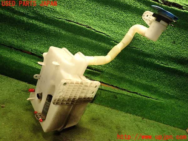 2UPJ-23426791]VW シロッコ(13CAV)ウォッシャータンク1 中古_m0001.jpg