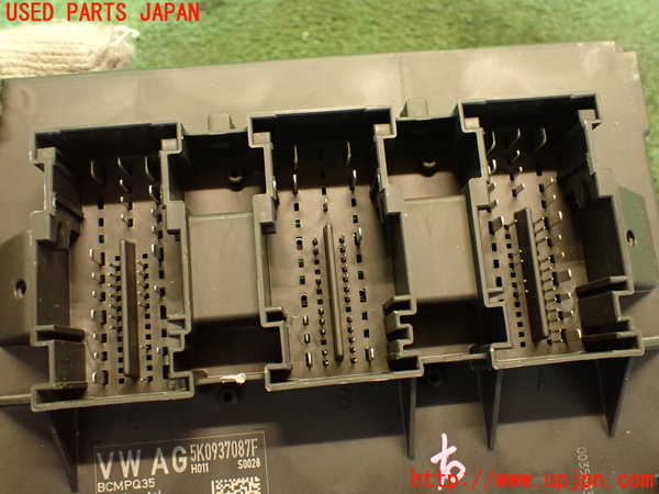 2UPJ-23426146]VW シロッコ(13CAV)コンピューター1 (5K0937087F) 中古_m0003.jpg