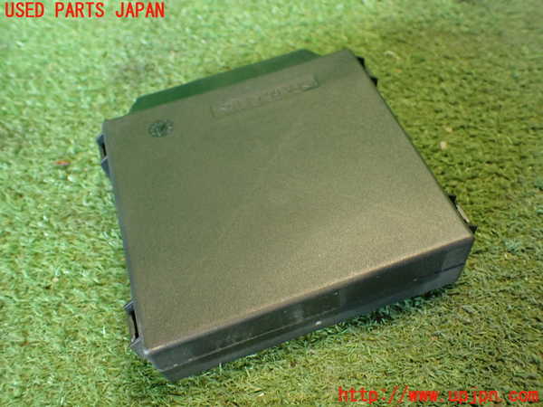 2UPJ-23426147]VW シロッコ(13CAV)コンピューター2 (parking ECU) 中古_m0002.jpg