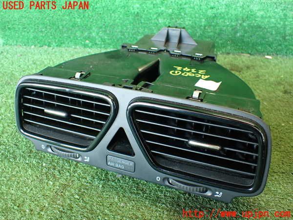 2UPJ-23427526]VW シロッコ(13CAV)エアコン吹き出し口1 (真中) 中古_m0001.jpg