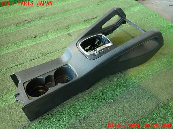 2UPJ-23427549]VW シロッコ(13CAV)コンソール 中古_m0001.jpg