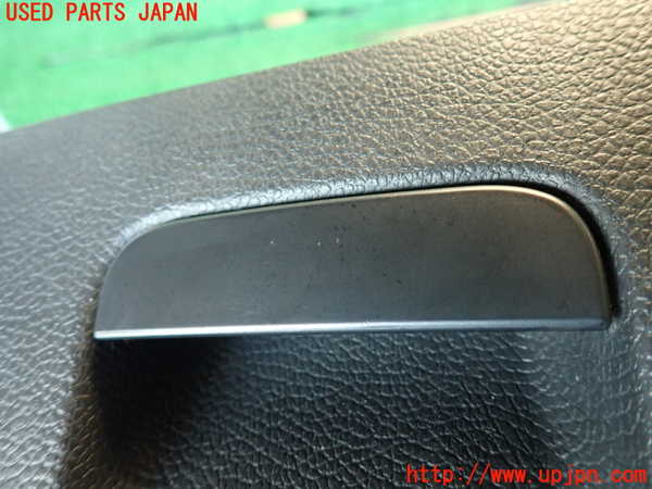 2UPJ-23427841]VW シロッコ(13CAV)小物入れ1 中古_m0002.jpg