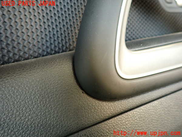 2UPJ-23421234]VW シロッコ(13CAV)右前ドア内張り 中古_m0002.jpg