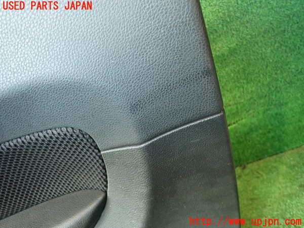 2UPJ-23421234]VW シロッコ(13CAV)右前ドア内張り 中古_m0004.jpg
