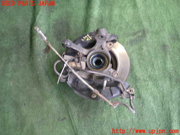 2UPJ-23434295]カローラ レビン(AE111)左フロントナックルハブ 中古_m0001.jpg