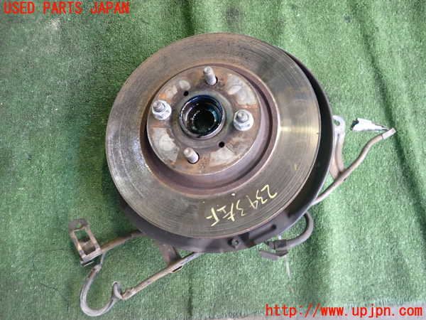 2UPJ-23434295]カローラ レビン(AE111)左フロントナックルハブ 中古_m0002.jpg
