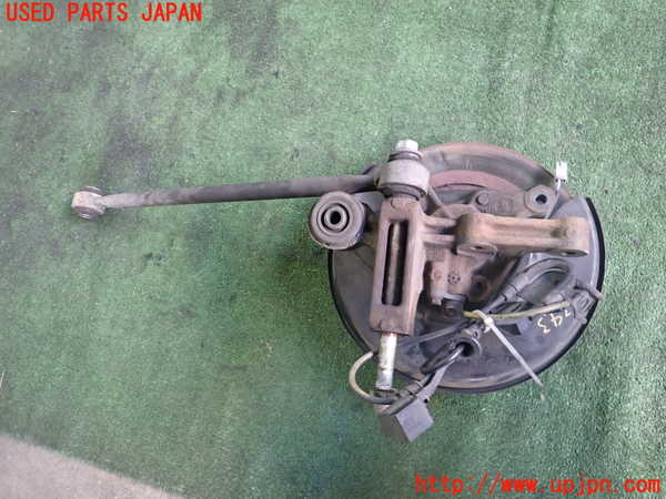 2UPJ-23434300]カローラ レビン(AE111)右リアナックルハブ 中古_m0001.jpg