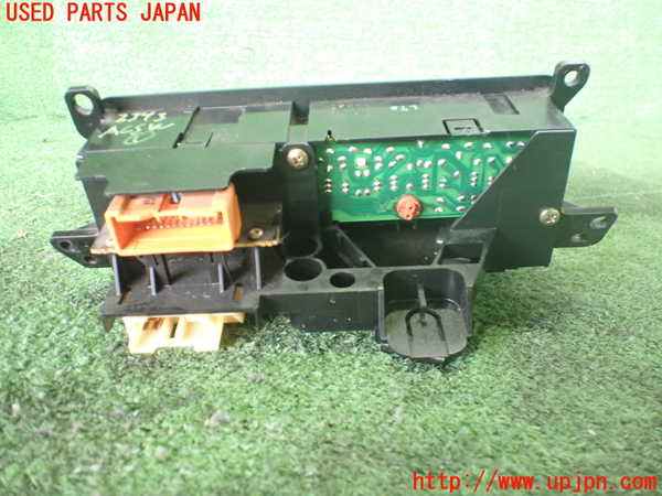 2UPJ-23436066]カローラ レビン(AE111)エアコンスイッチ1 中古_m0002.jpg