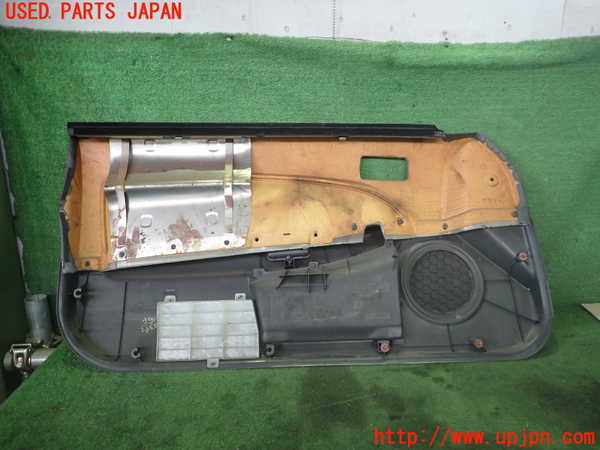 5UPJ-23431234]カローラ レビン(AE111)右ドア内張り 中古_m0003.jpg