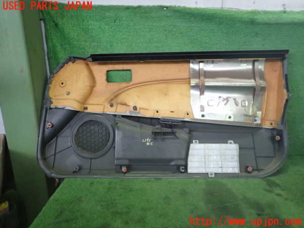 2UPJ-23431264]カローラ レビン(AE111)左ドア内張り 中古_m0002.jpg