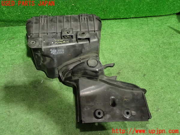 2UPJ-23442560]ランエボ10(CZ4A)エアクリーナーボックス 中古_m0002.jpg