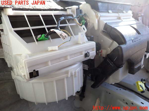 2UPJ-23446081]ランエボ10(CZ4A)エバポレーター1 中古_m0004.jpg