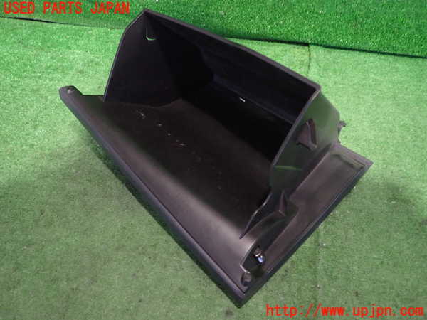 5UPJ-23447516]ランエボ10(CZ4A)グローブボックス1 中古_m0002.jpg
