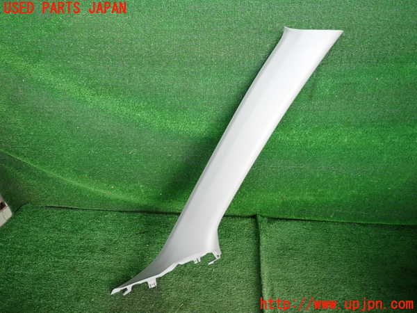 5UPJ-23447655]ランエボ10(CZ4A)右フロントピラートリム 中古_m0001.jpg