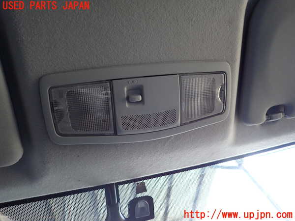 5UPJ-23446411]ランエボ10(CZ4A)ルームランプ1 1列目 中古_m0001.jpg