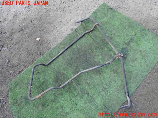 5UPJ-23461700]ハイエースワゴン100系(KZH106W)スペアタイヤキャリア 中古_m0002.jpg