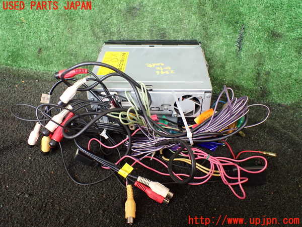 1UPJ-23466589]ハイエースワゴン100系(KZH106W)カーナビゲーション 中古_m0003.jpg