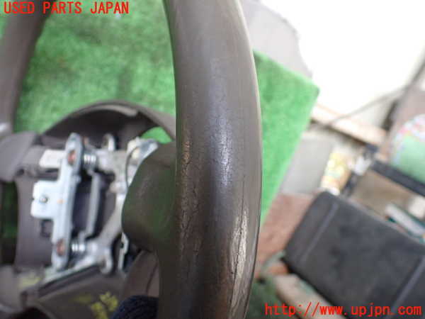 1UPJ-23467855]ハイエースワゴン100系(KZH106W)ステアリングホイール 中古_m0003.jpg