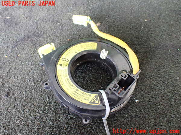 5UPJ-23466800]ハイエースワゴン100系(KZH106W)スパイラルケーブル(リール) 中古_m0001.jpg