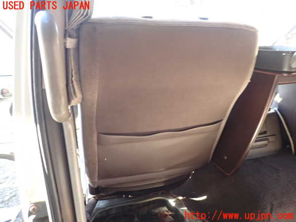 5UPJ-23467065]ハイエースワゴン100系(KZH106W)助手席シート 中古_m0004.jpg