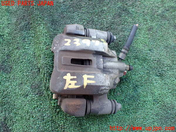 5UPJ-23474085]ジムニー(JB23W)左フロントキャリパー 中古_m0001.jpg