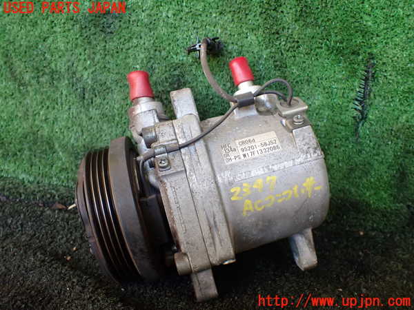 5UPJ-23476025]ジムニー(JB23W)エアコンコンプレッサー 中古_m0001.jpg
