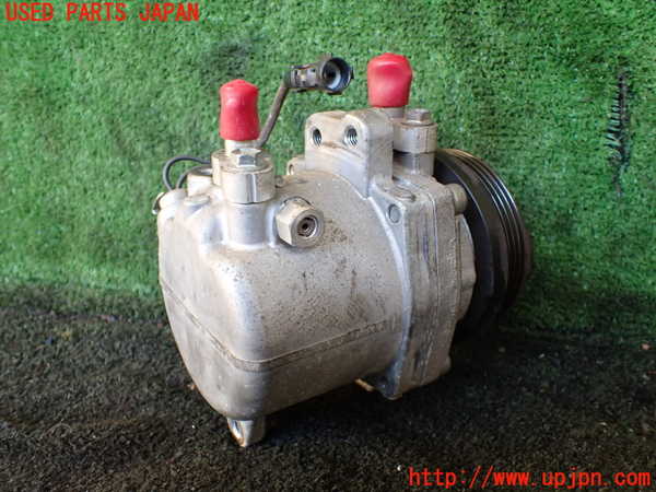 5UPJ-23476025]ジムニー(JB23W)エアコンコンプレッサー 中古_m0002.jpg