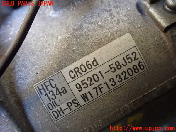 5UPJ-23476025]ジムニー(JB23W)エアコンコンプレッサー 中古_m0004.jpg