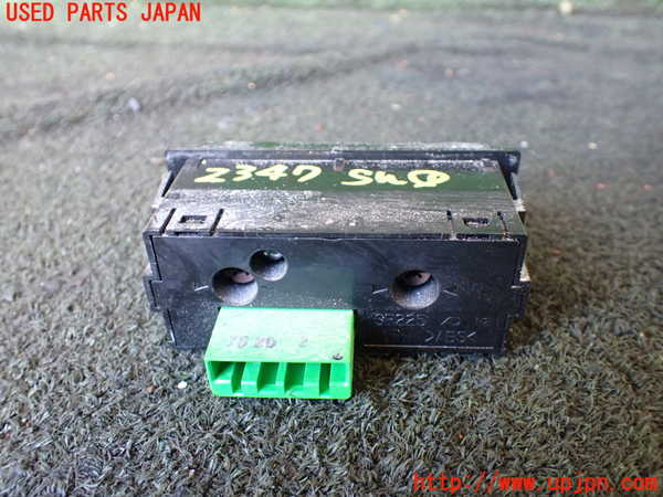 5UPJ-23476306]ジムニー(JB23W)スイッチ1 (駆動切替) 中古_m0002.jpg