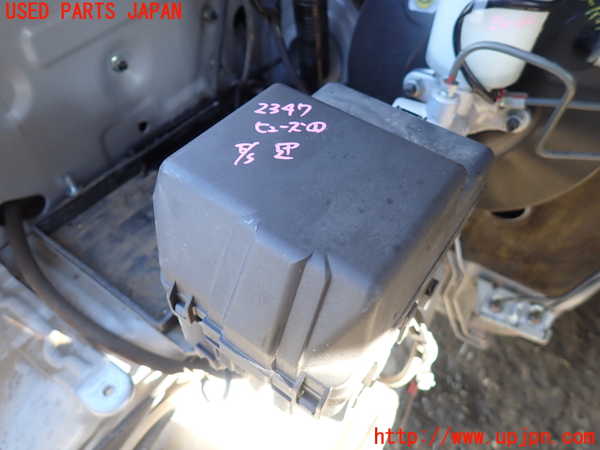 5UPJ-23476741]ジムニー(JB23W)ヒューズボックス1 中古_m0001.jpg
