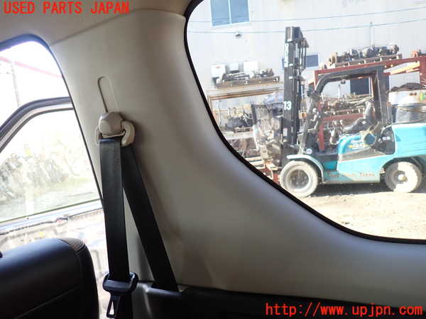 5UPJ-23477675]ジムニー(JB23W)右リアピラートリム 中古_m0002.jpg