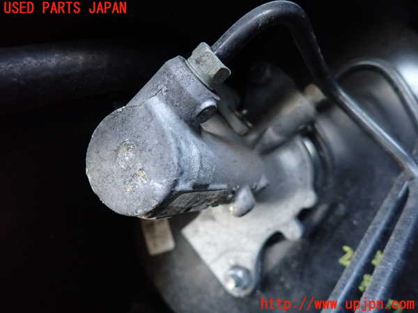 5UPJ-23484050]ベンツ V350(639350A BR639 W639)ブレーキマスターシリンダー 中古_m0003.jpg