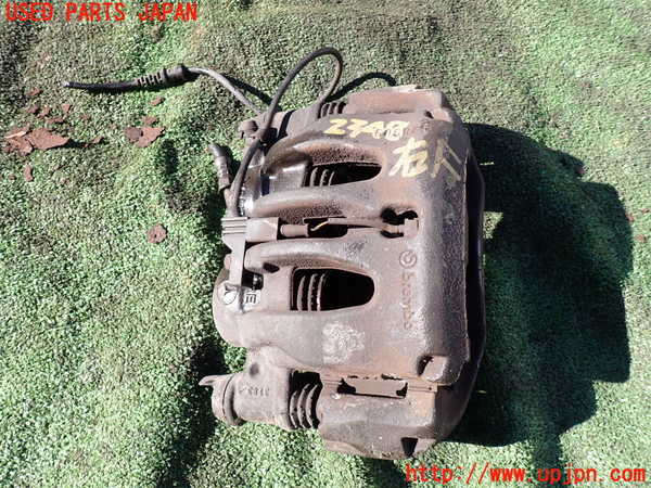 5UPJ-23484080]ベンツ V350(639350A BR639 W639)右フロントキャリパー 中古_m0001.jpg