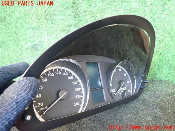1UPJ-23486170]ベンツ V350(639350A BR639 W639)スピードメーター 中古_m0002.jpg