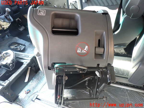 5UPJ-23487265]ベンツ V350(639350A BR639 W639)左3列目シート 中古_m0005.jpg