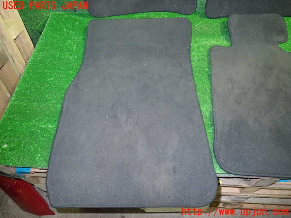 5UPJ-23497800]BMW 118i(1R15 F20)フロアマット 中古_m0003.jpg