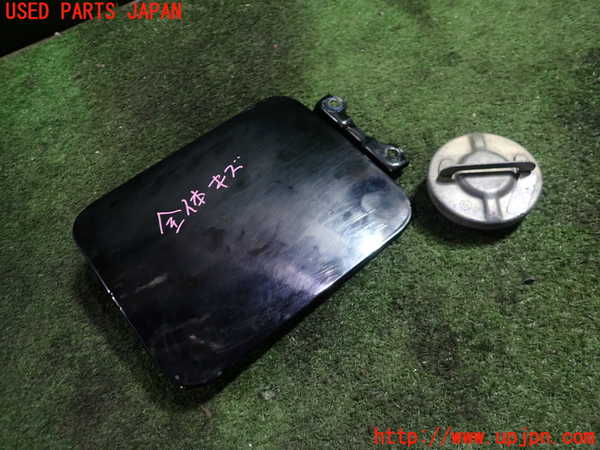 5UPJ-23501690]スープラ(JZA70)フューエルリッド 中古_m0001.jpg