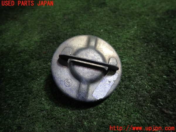 5UPJ-23501690]スープラ(JZA70)フューエルリッド 中古_m0004.jpg