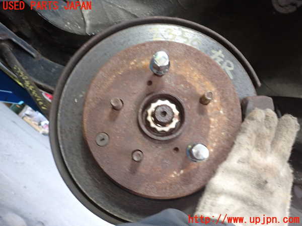 5UPJ-23504305]スープラ(JZA70)左リアナックルハブ 中古_m0001.jpg
