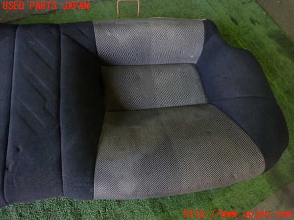 5UPJ-23507385]スープラ(JZA70)リアシート 中古_m0003.jpg