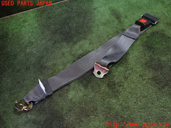5UPJ-23507135]スープラ(JZA70)真中2列目シートベルト 中古_m0001.jpg