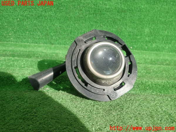 1UPJ-23511182]クライスラー・300(LX36)左フォグ 中古_m0001.jpg