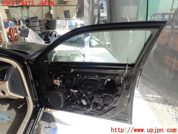 1UPJ-23511230]クライスラー・300(LX36)右前ドア M700 中古_m0005.jpg