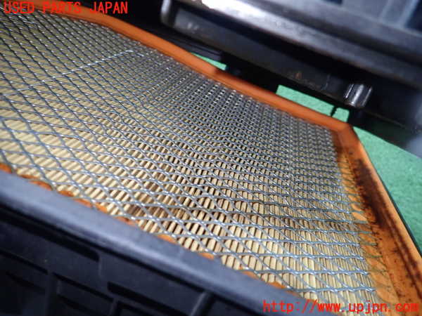 1UPJ-23512560]クライスラー・300(LX36)エアクリーナーボックス 中古_m0003.jpg