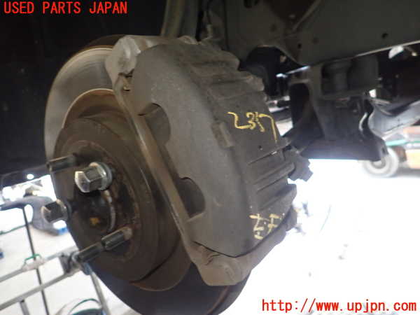 5UPJ-23514085]クライスラー・300(LX36)左フロントキャリパー 中古_m0001.jpg