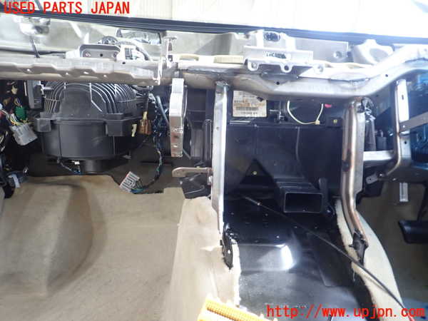 1UPJ-23516081]クライスラー・300(LX36)エバポレーター1 中古_m0001.jpg